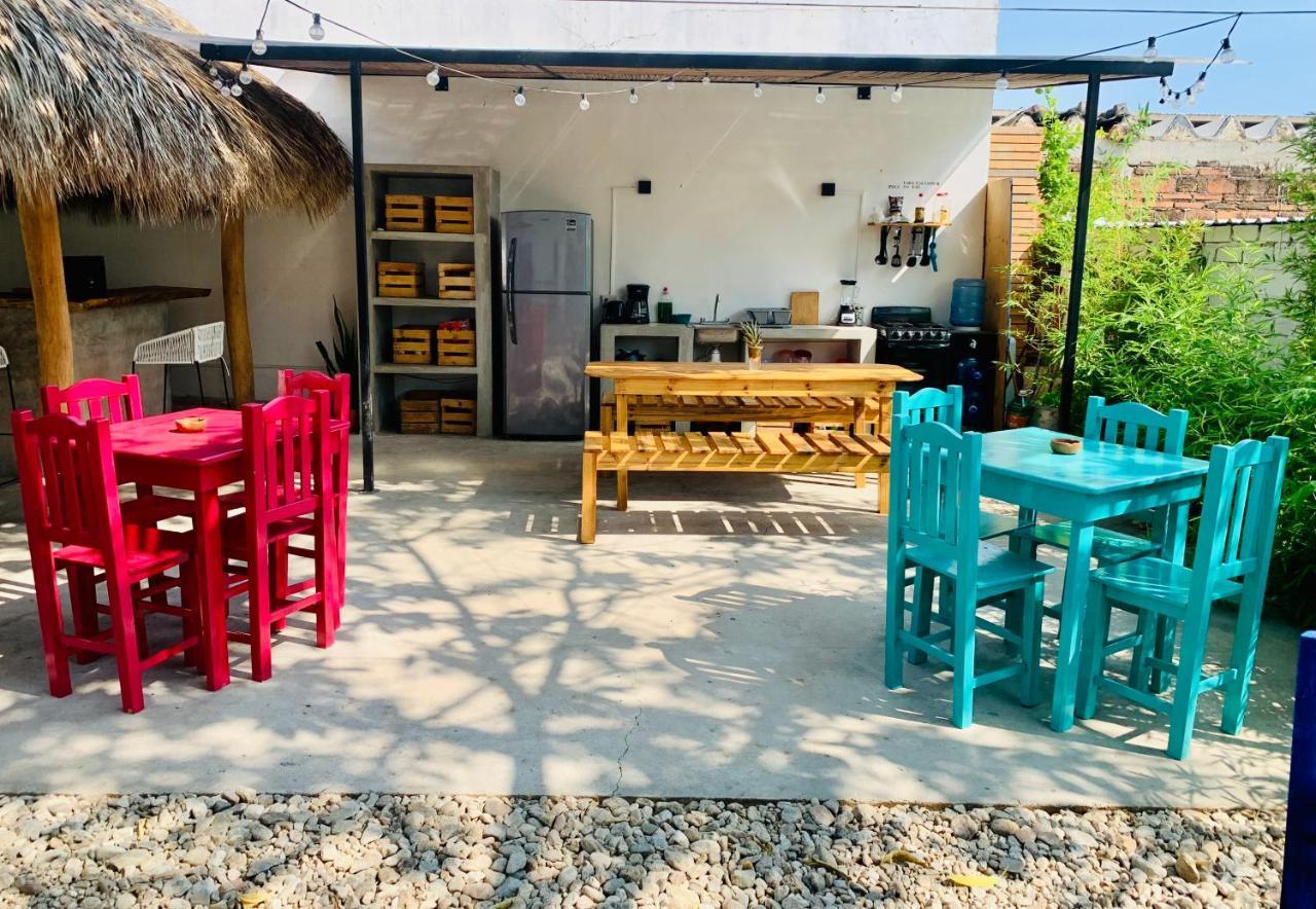 Colorada House Vandrehjem Puerto Escondido  Eksteriør billede